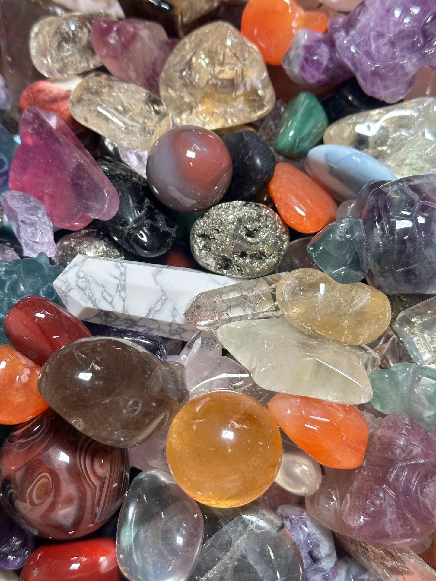 Assorted Crystal Confetti Mix | Tumbles, Palmstones, Minis & Mineral Specimens | No Duplicates | Blind Scoop Crystal Assortment