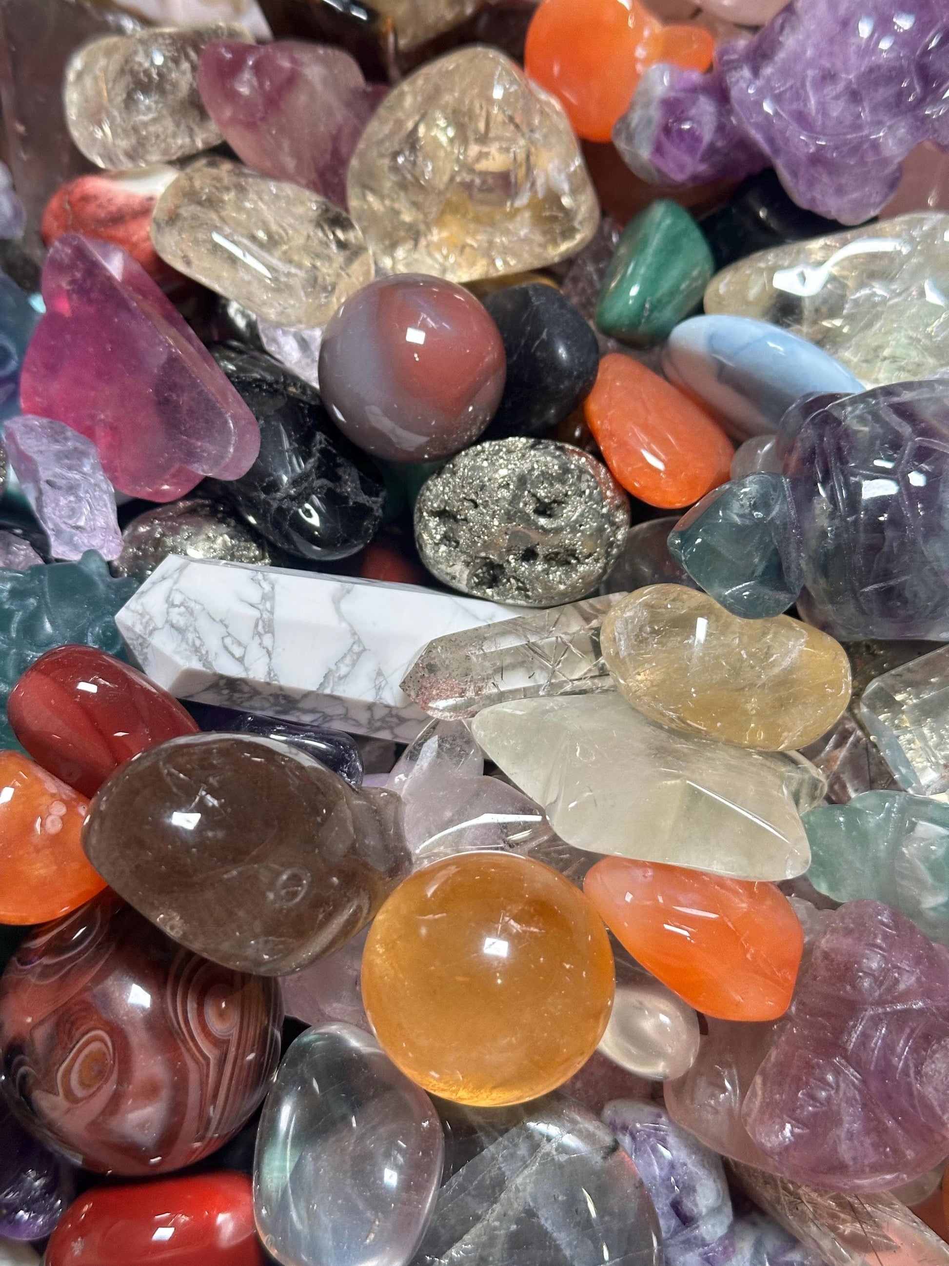 Assorted Crystal Confetti Mix | Tumbles, Palmstones, Minis & Mineral Specimens | No Duplicates | Blind Scoop Crystal Assortment