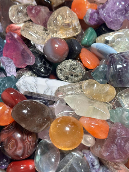 Assorted Crystal Confetti Mix | Tumbles, Palmstones, Minis & Mineral Specimens | No Duplicates | Blind Scoop Crystal Assortment