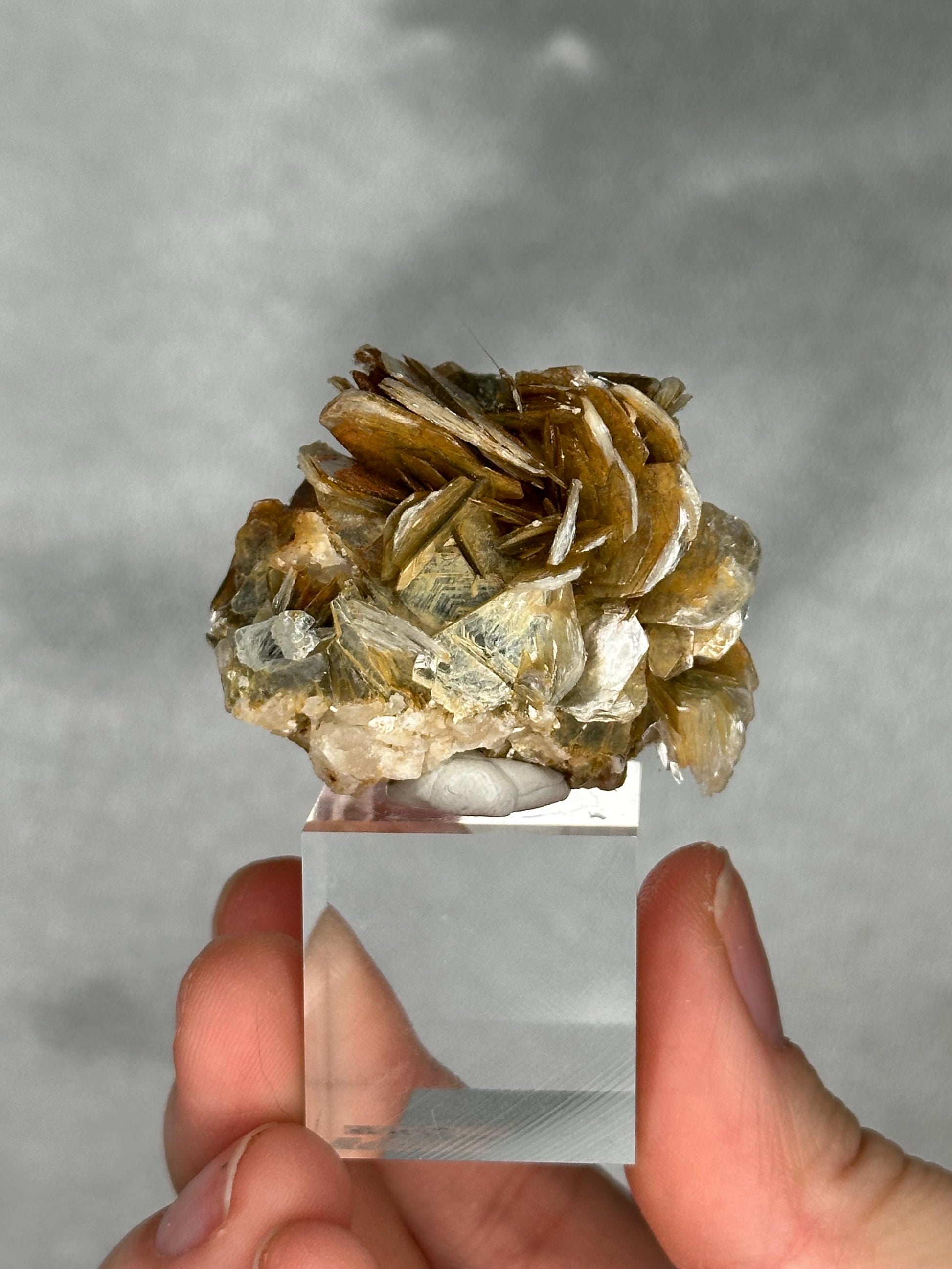 Gemmy Pink Apatite Muscovite Specimen | Rosy Crystal Formation | Natural Mineral Display Piece | Collector Showcase Decorative Accent