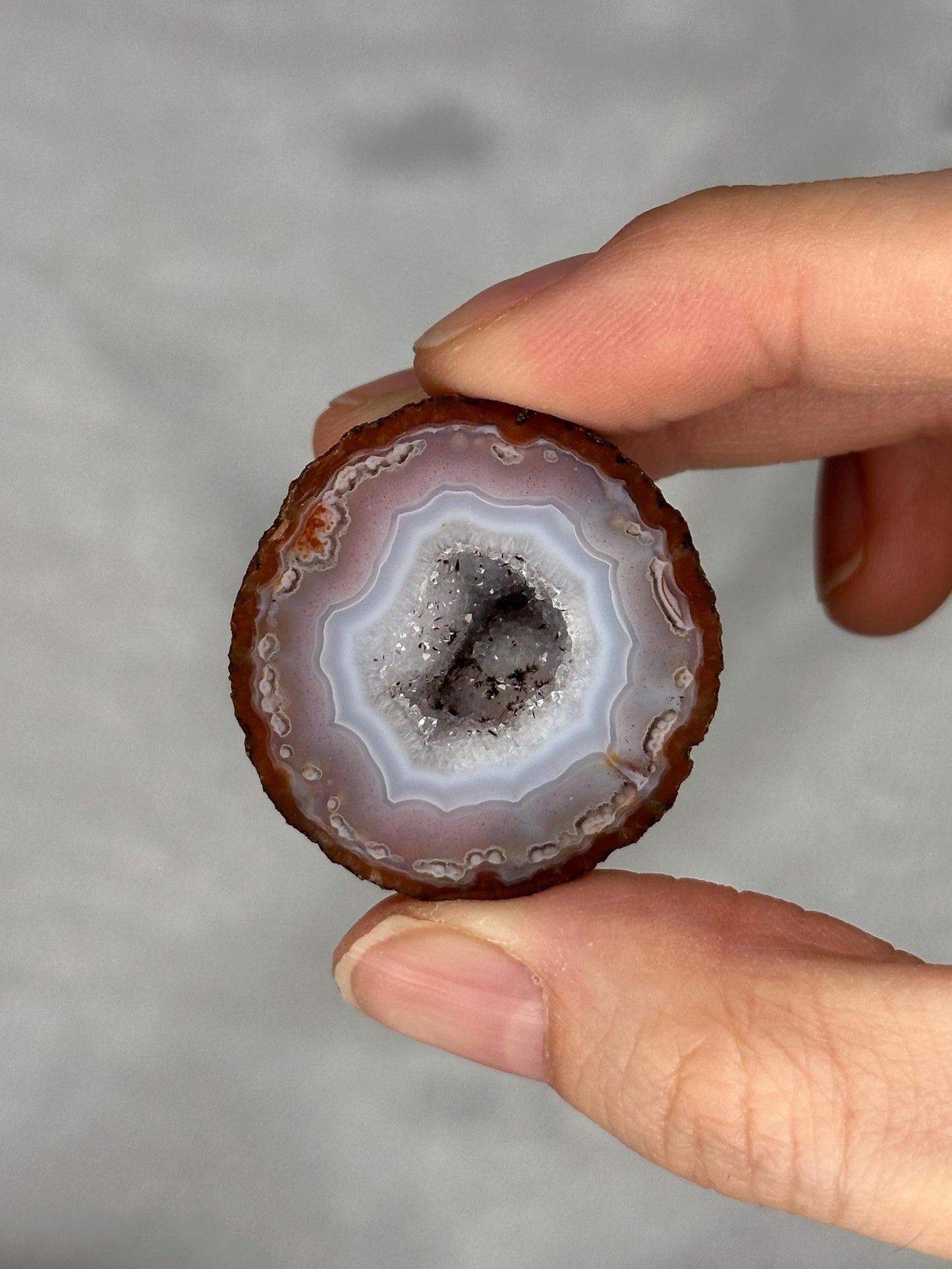 Zhanguo Agate Specimen | Natural Chinese Zhanguo Agate Stone | Banded Mineral Display Piece | Collector Showcase Decorative Accent