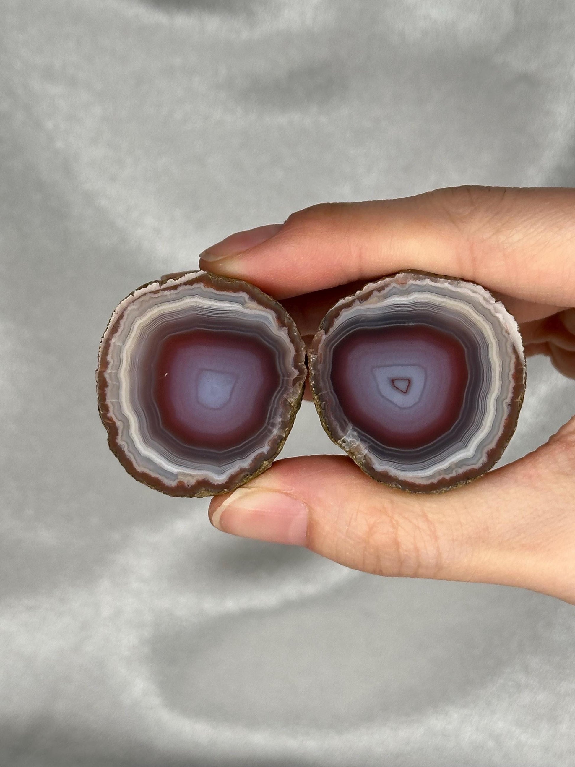 Zhanguo Agate Specimen | Natural Chinese Zhanguo Agate Stone | Banded Mineral Display Piece | Collector Showcase Decorative Accent