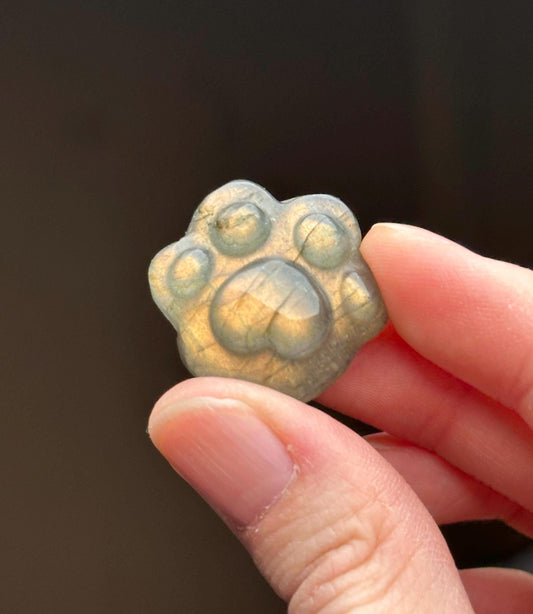 Mini Labradorite Paw Print Carving | Natural Lab Stone Animal Sculpture | Small Crystal Pawprint Figurine for Collectors Display Decor