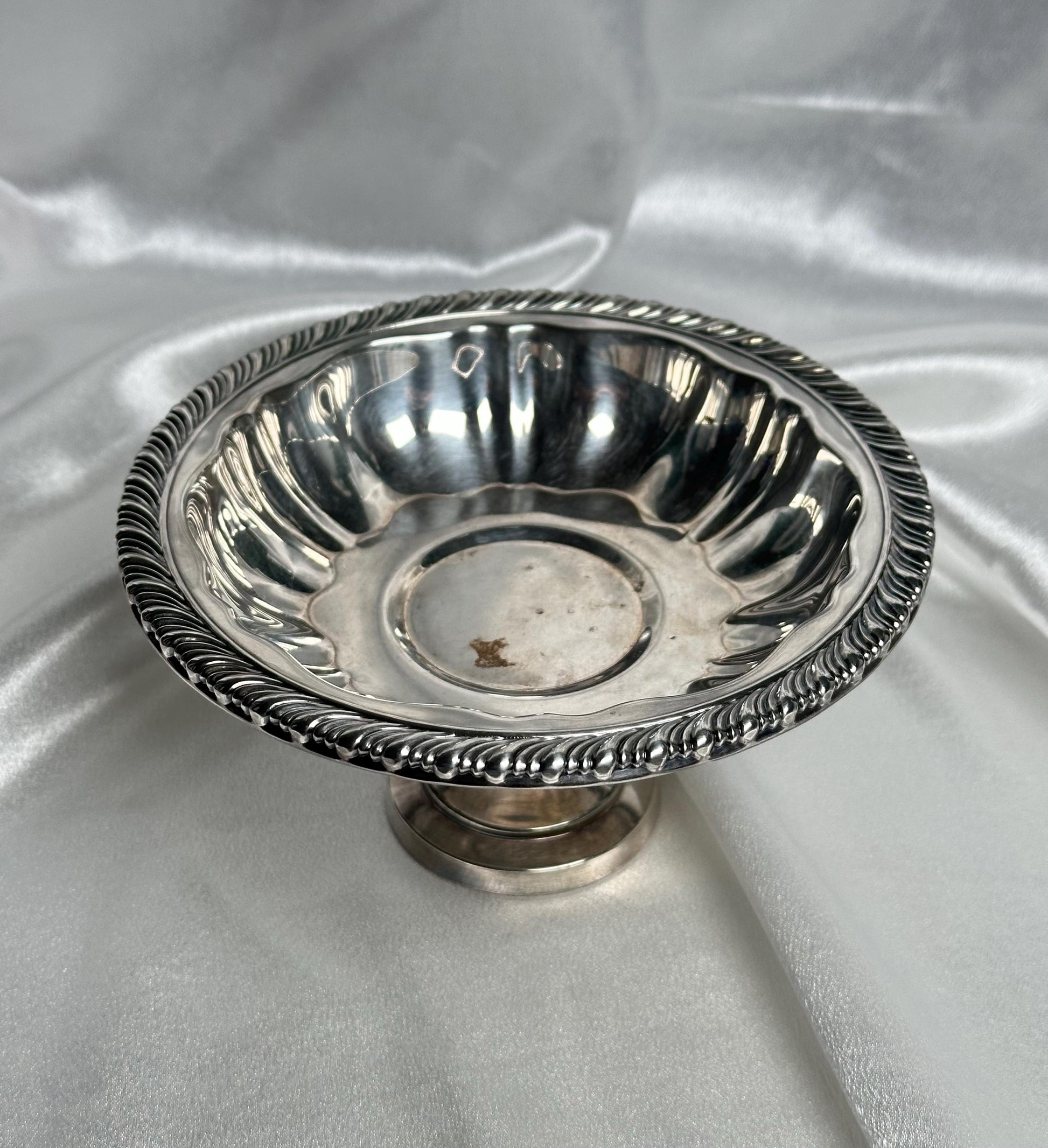 Vintage Silver Plated Bowl Dish | Ornate Decorative Trinket Tray | Antique Style Oneida Silver Plate for Jewelry Crystal Display Home Decor