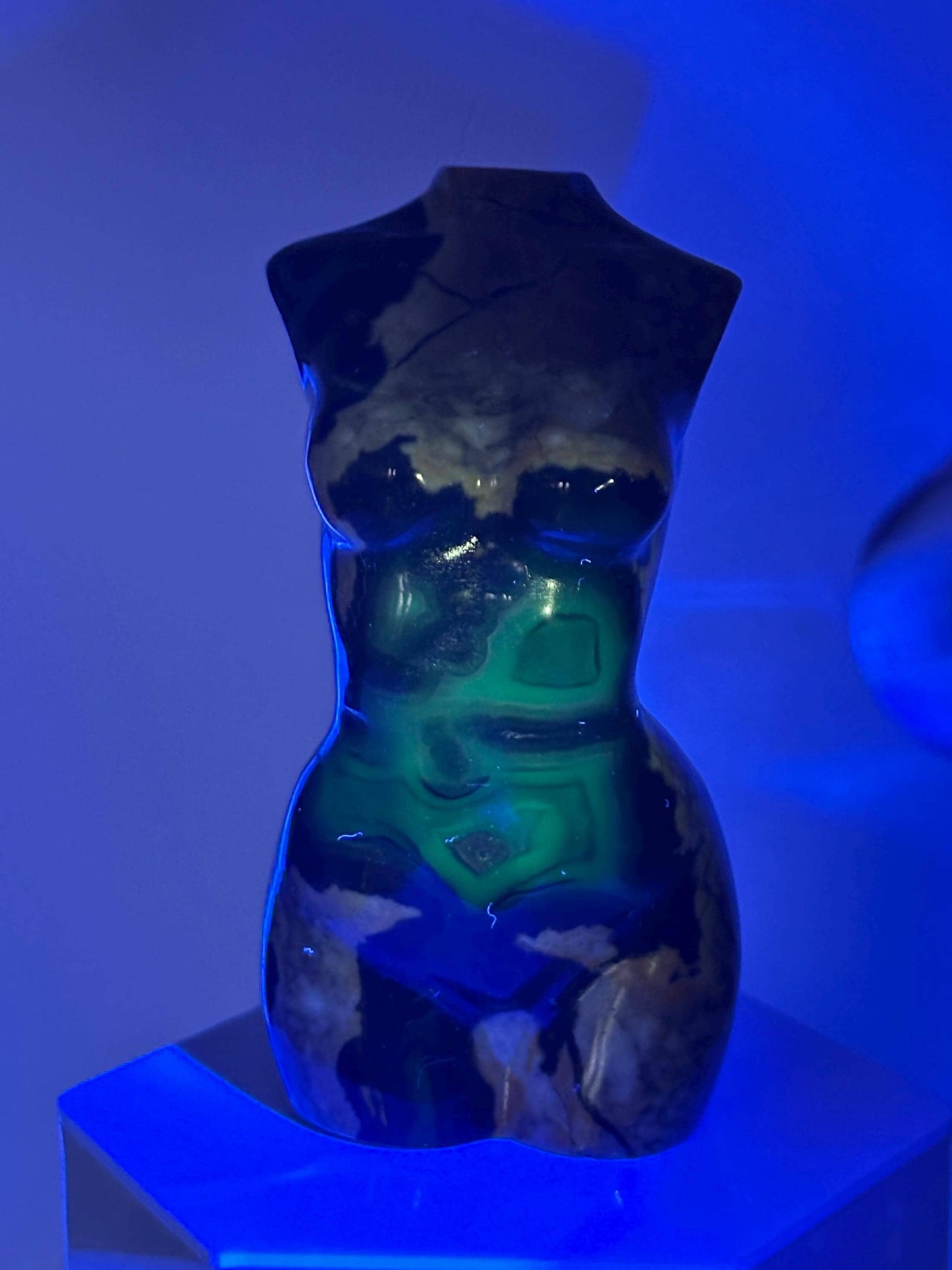 Volcano Agate Goddess Body UV Reactive | Natural Fluorescent Agate Crystal Carving | Polished Mineral Sculpture for Collectors Display Decor