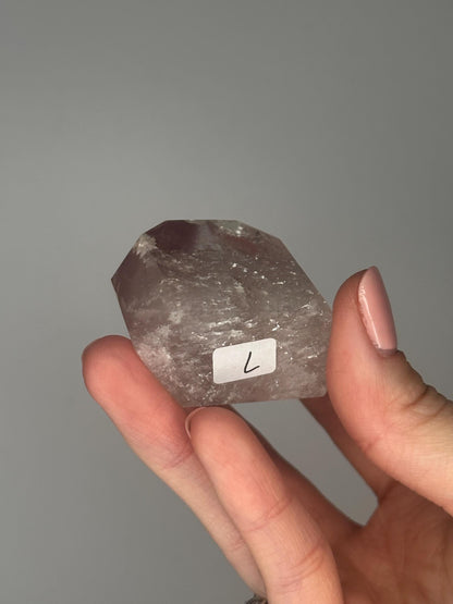 Pink Lithium Quartz Tower – Polished Crystal Point, Natural Soothing Stone for Emotional, Calming Gemstone Decor, Energy Tool