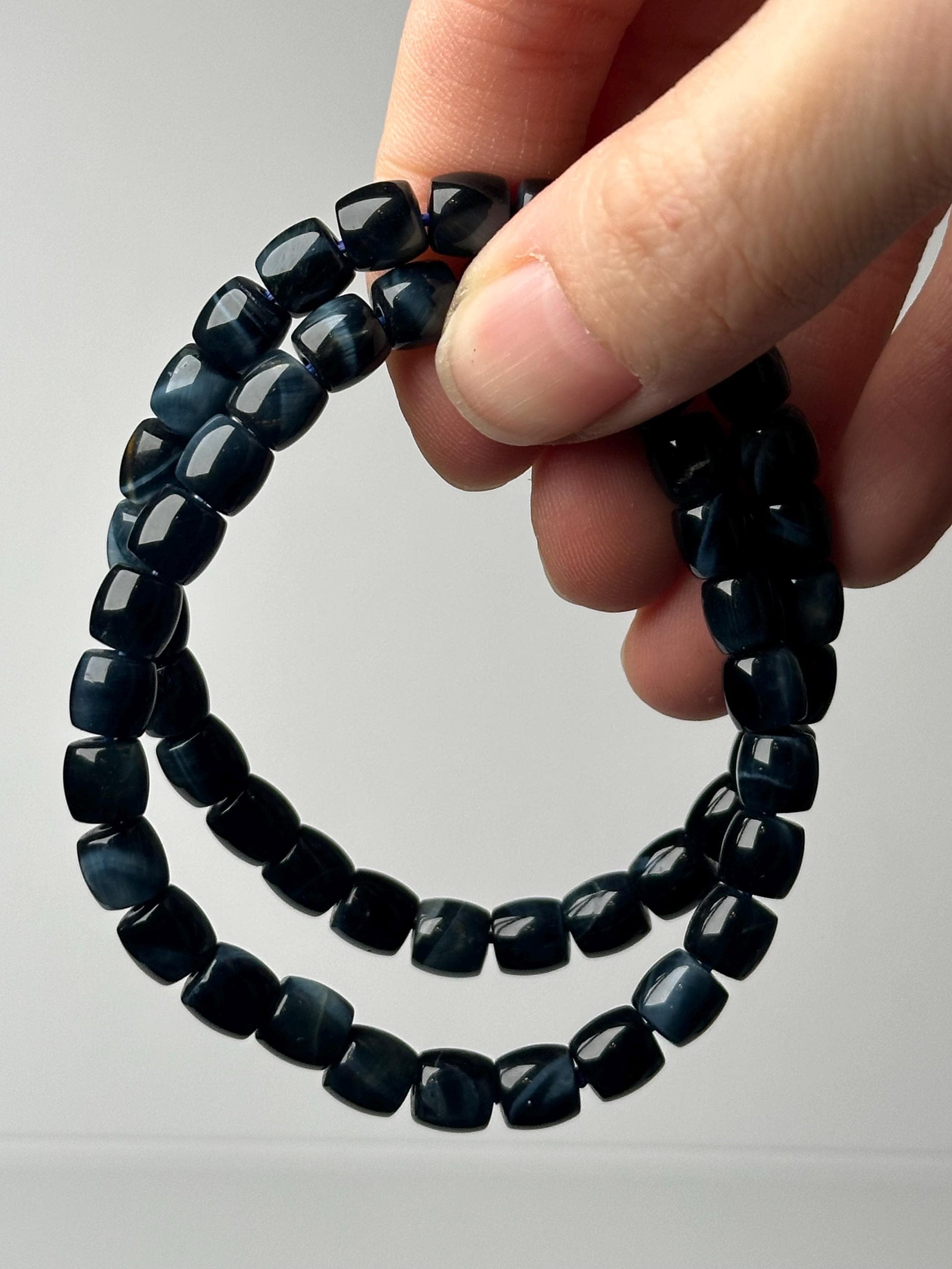 Blue Tiger’s Eye Barrel Bead Bracelet 6.5mm | Natural Hawk’s Eye Crystal Jewelry | Grounding Protection Bracelet Gift for Collectors