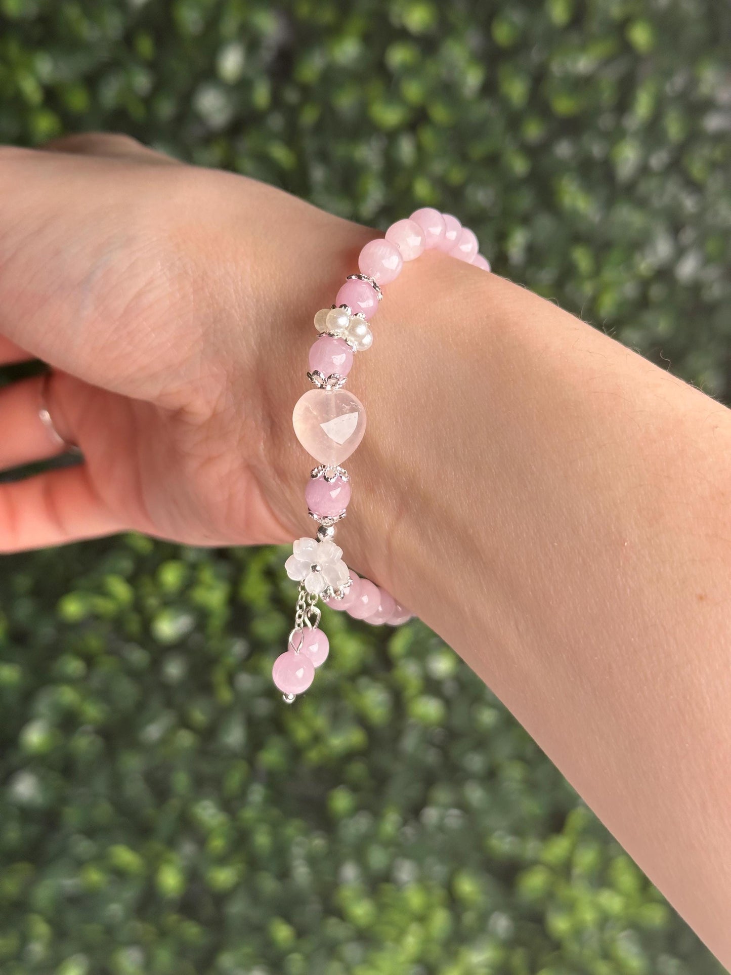 Kunzite Bead Bracelet with Rose Quartz Heart & Freshwater Pearls | Natural Pink Crystal Jewelry | Feminine Gemstone Gift for Everyday Wear