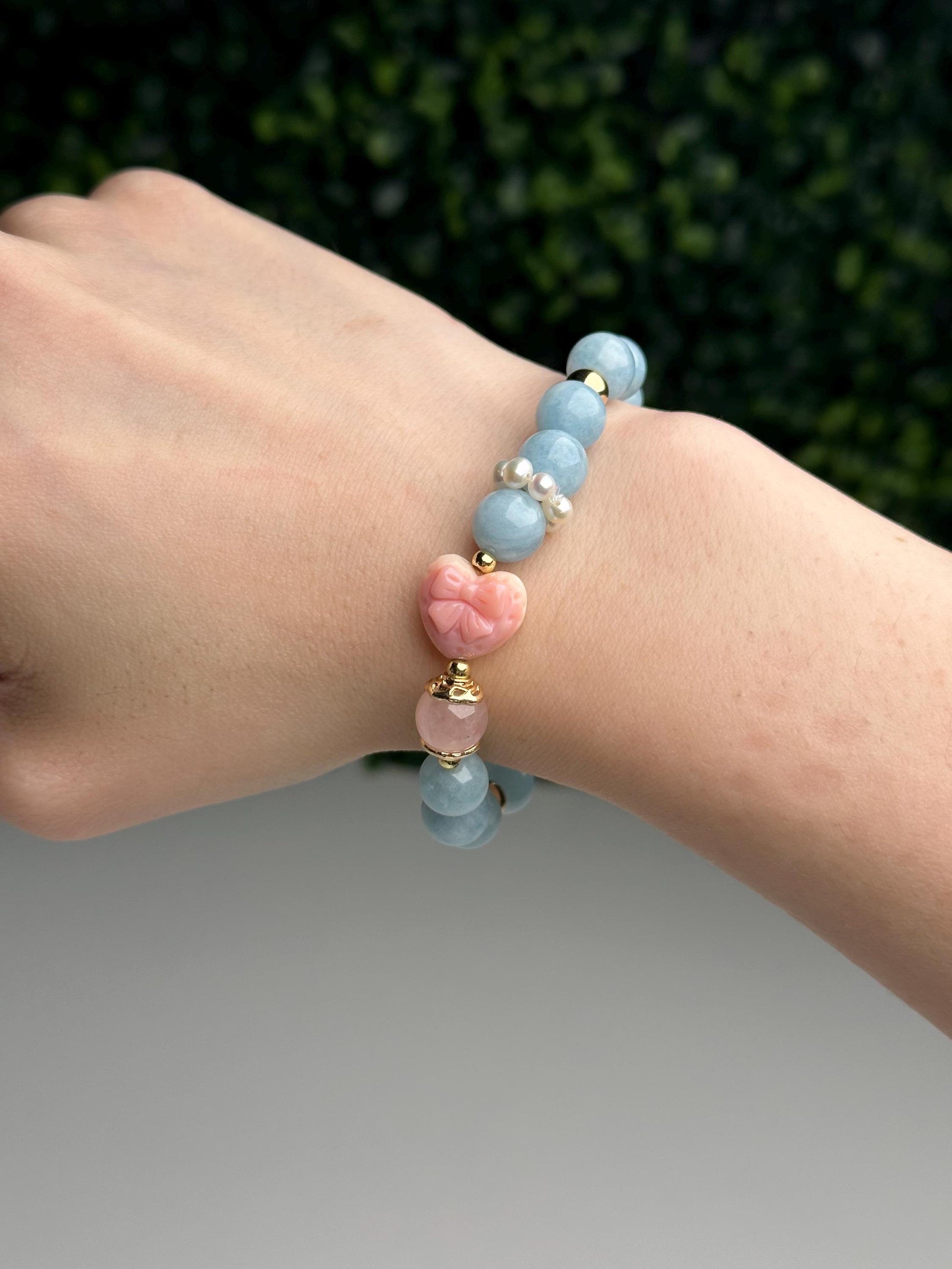 Pink Conch Shell Focal Bead Bracelet with Rose Quartz, Aquamarine & Freshwater Pearls | 18K Gold Plated Spacers | Gemstone Jewelry