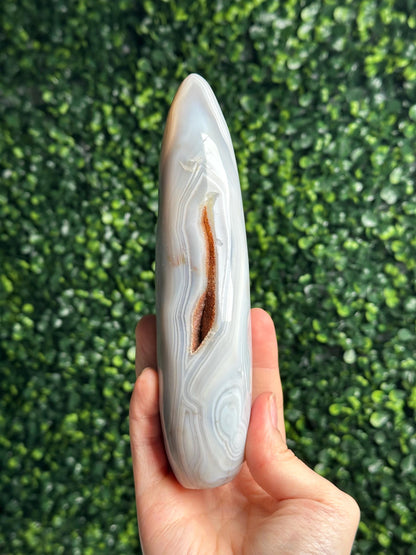 Banded Agate Freeform | Natural Layered Agate Crystal | Striped Pattern Mineral Specimen | Polished Stone Display | Crystal Collector Gift