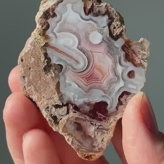 Laguna Agate Crystal Slice | Banded Agate for Grounding, Protection, and Focus | Polished Stone for Healing Energy, Display, or Gift